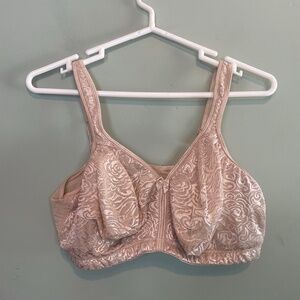 Breezies Womens Seamless Lingerie Lace Wireless Support Intimate Bra Beige 42DDD